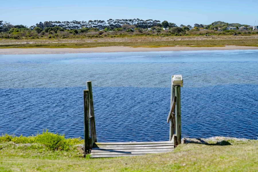 5 Bedroom Property for Sale in Keurbooms River Western Cape